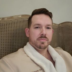 Meet your Posher, Stephen